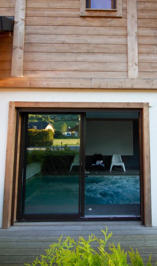 Gîte Balnéo Au Coeur des Alpes Taninges Extérieur photo