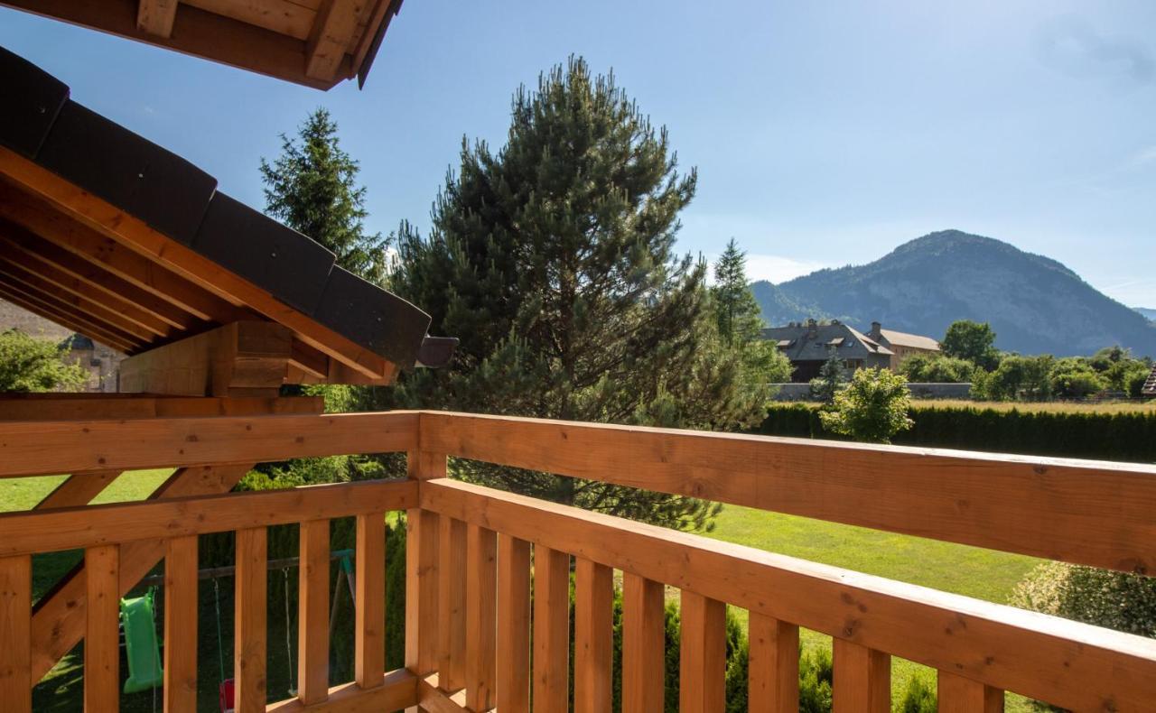 Gîte Balnéo Au Coeur des Alpes Taninges Extérieur photo